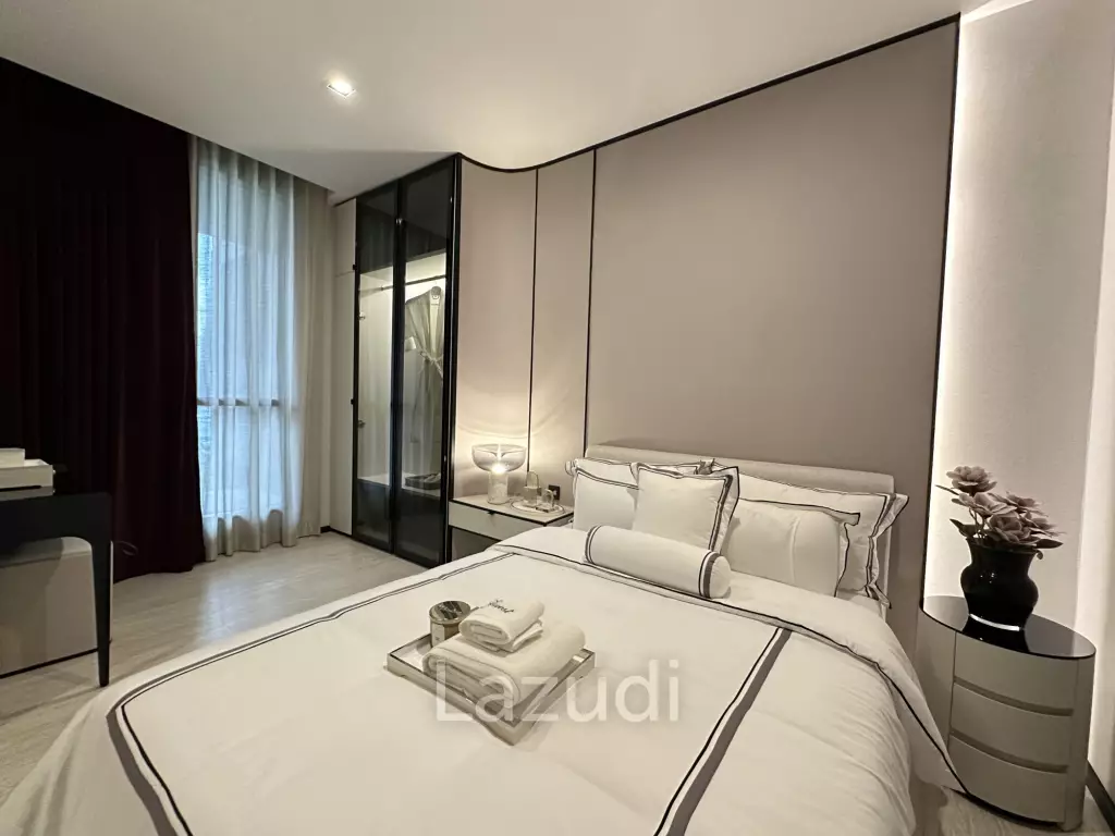 2 Bed 2 Bath 90.99 SQ.M The Room Sukhumvit 38