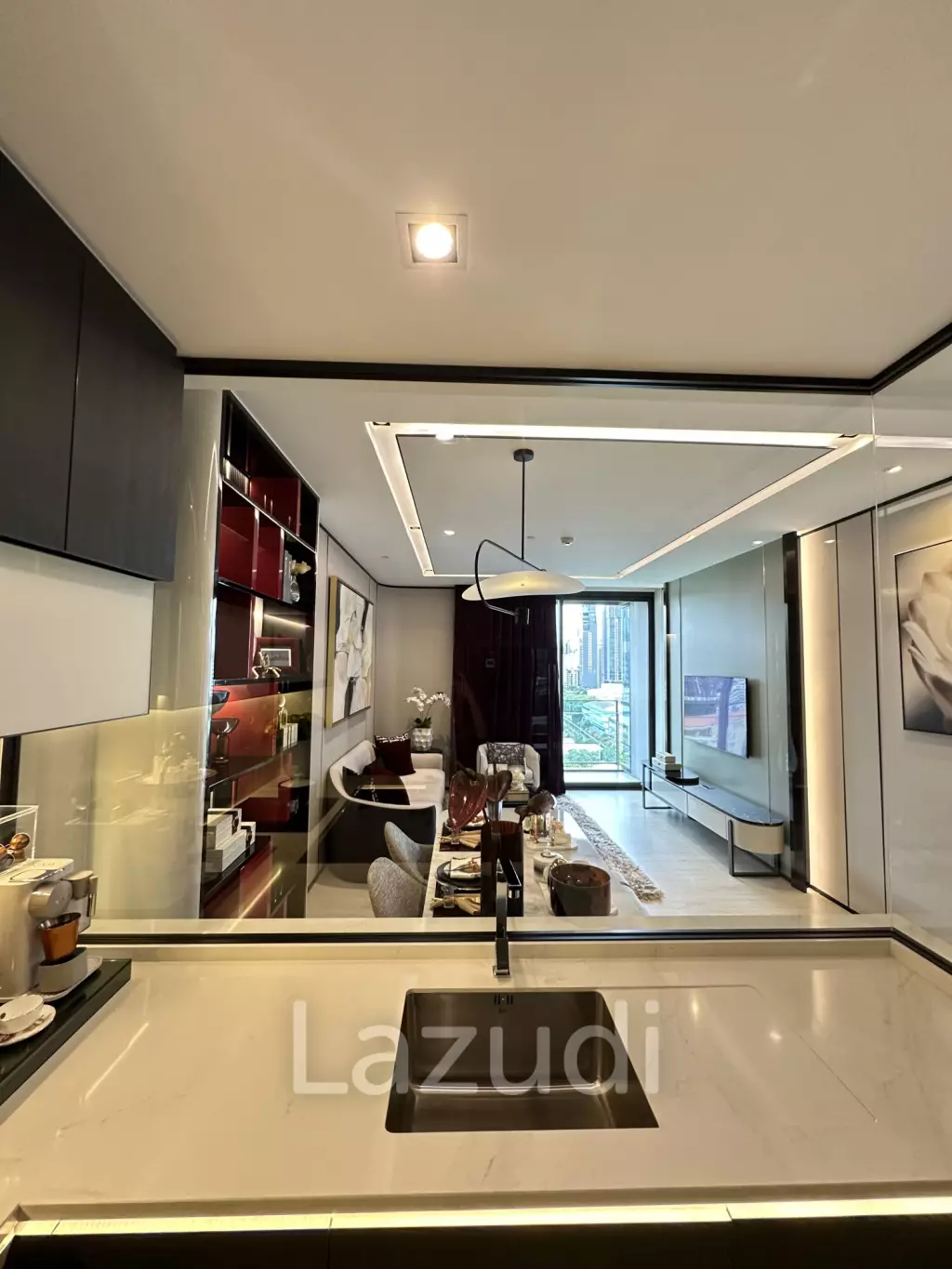 2 Bed 2 Bath 90.99 SQ.M The Room Sukhumvit 38