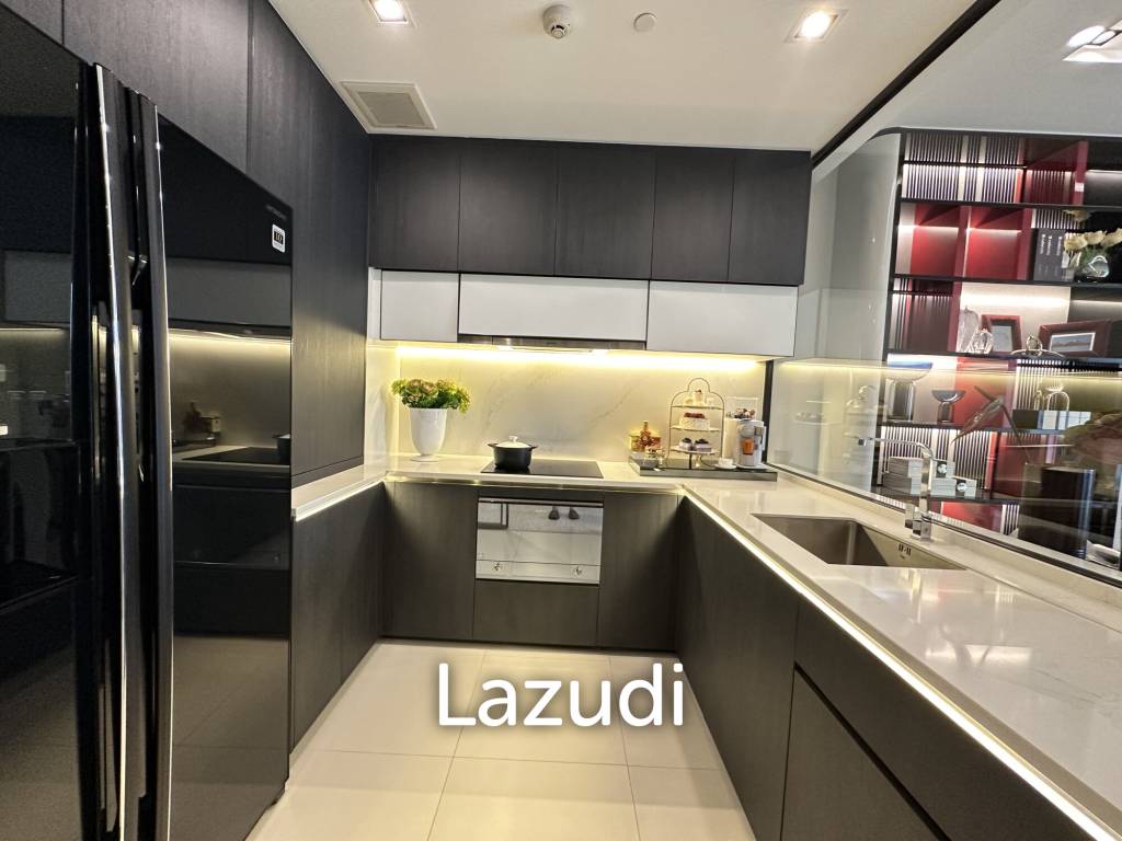 2 Bed 2 Bath 90.99 SQ.M The Room Sukhumvit 38