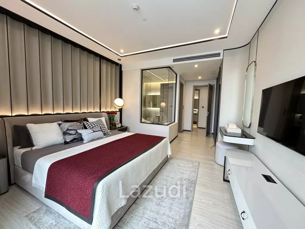 2 Bed 2 Bath 90.99 SQ.M The Room Sukhumvit 38