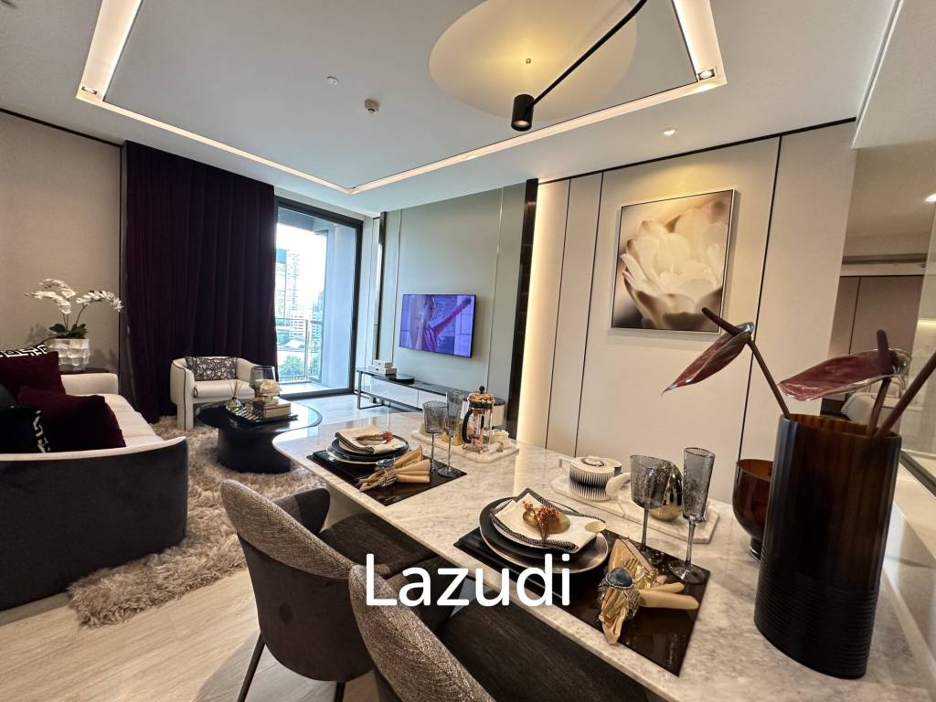 2 Bed 2 Bath 90.99 SQ.M The Room Sukhumvit 38