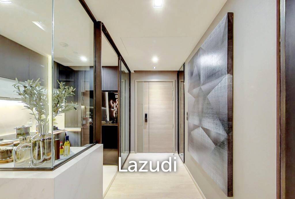 2 Bed 2 Bath 90.99 SQ.M The Room Sukhumvit 38