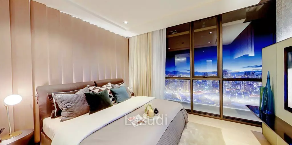 2 Bed 2 Bath 90.99 SQ.M The Room Sukhumvit 38