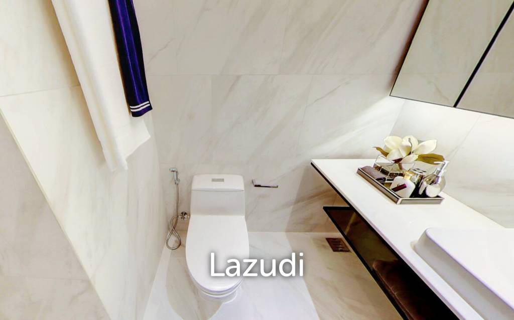 2 Bed 2 Bath 90.99 SQ.M The Room Sukhumvit 38