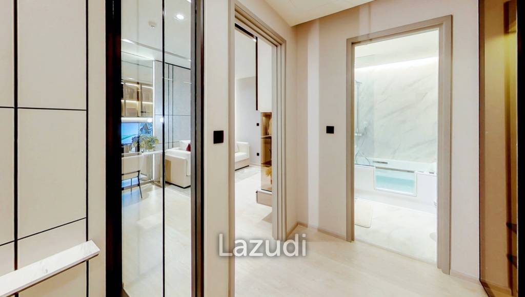 1 Bed 1 Bath 45.16 SQM, The Room Sukhumvit 38