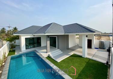 3 Bed 3 Bath 196 SQ.M Huguh Home Pool Villa Cha-Am