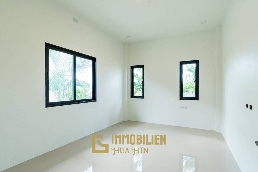 3 Bed 3 Bath 196 SQ.M Huguh Home Pool Villa Cha-Am