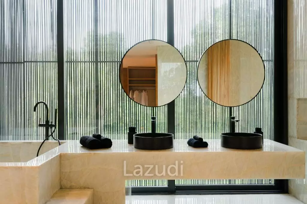 Super Luxury Living with Rice Field Views