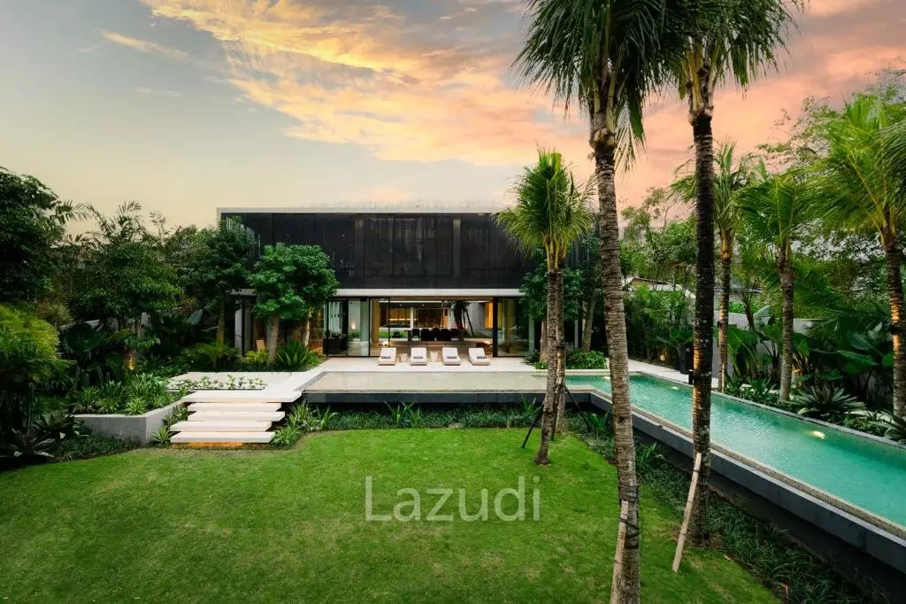 Super Luxury Living with Rice Field Views