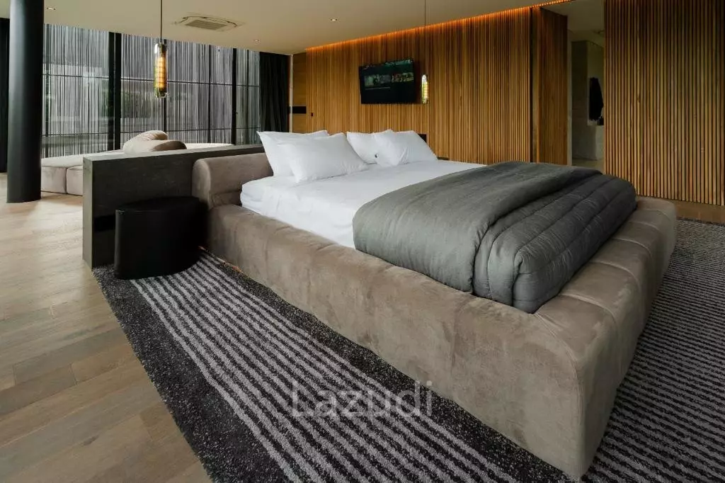 Super Luxury Living with Rice Field Views