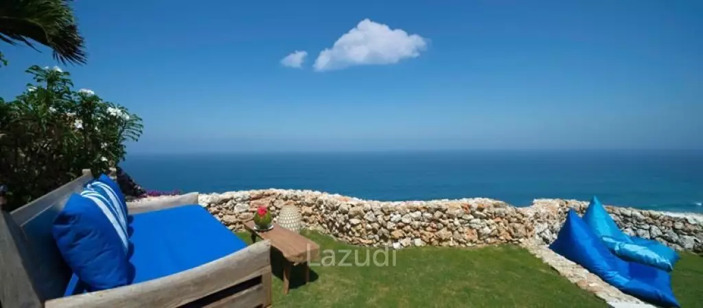 Live on-top of the world in Bukit