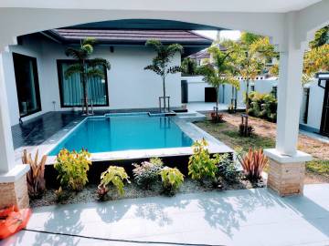 Baan Barramee Pool Villa House For Sale
