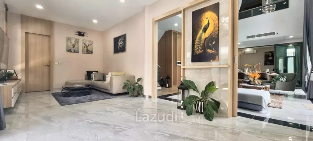6 Beds 8 Baths 800 SQ.M. 98 Lakeville Mabprachan