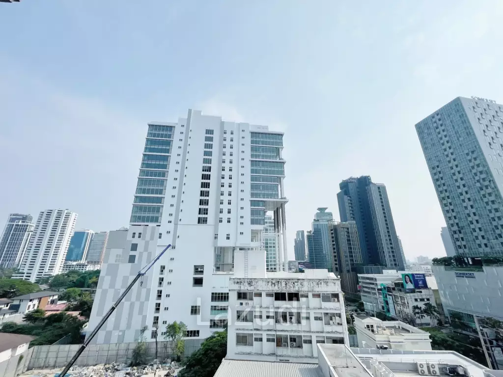 1 Bedroom 1 Bathroom 43 SQ.M HQ Thong Lor