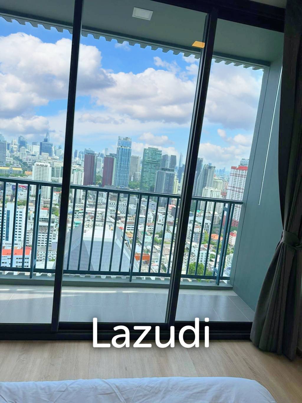 1 Bed 1 Bath 47 SQ.M at XT Phayathai