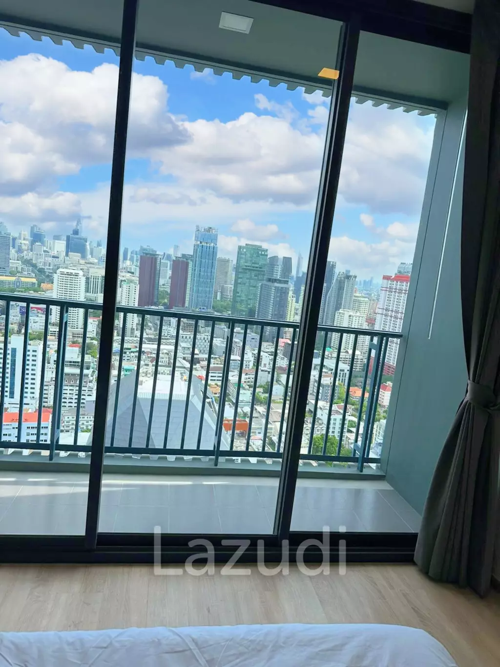 1 Bed 1 Bath 47 SQ.M at XT Phayathai