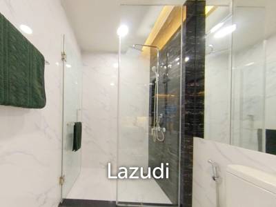 1 Bed 1 Bath 42.29 SQ.M Sapphire Luxurious Condominium