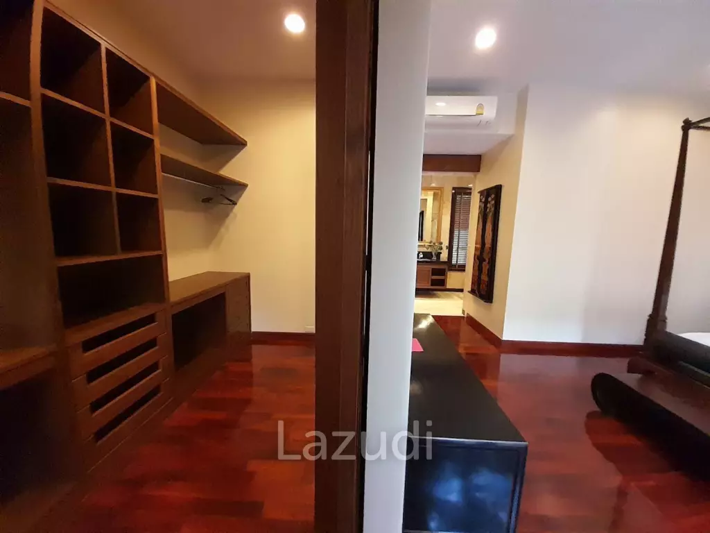 3 Bedroom 4 Bathroom 286 SQ.M Bali style Villa