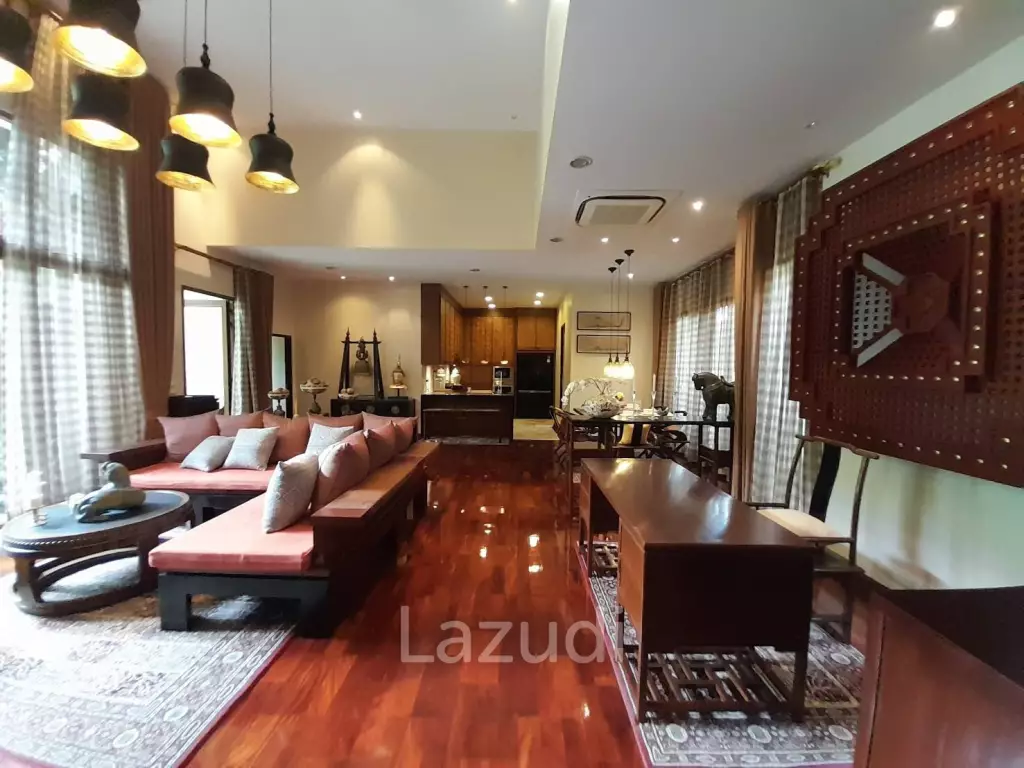 3 Bedroom 4 Bathroom 286 SQ.M Bali style Villa