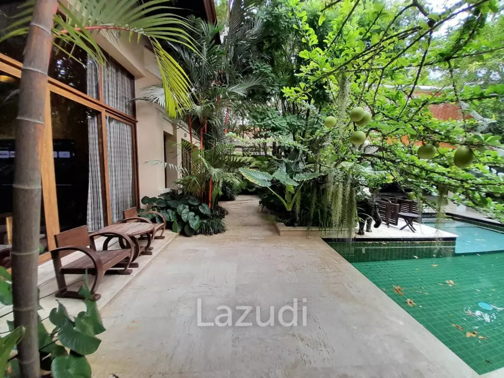 3 Bedroom 4 Bathroom 286 SQ.M Bali style Villa