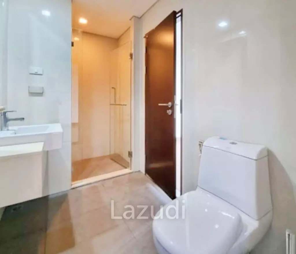 1 Bedroom 1 Bathroom 52.33 SQ.M Le Luk