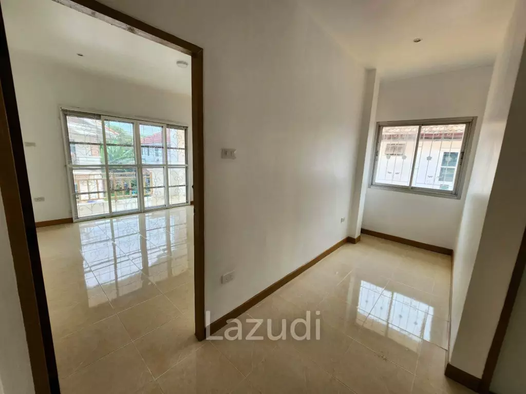 4 Bedrooms 3 Bathrooms 256 SQ.M Baan Sirisa 9