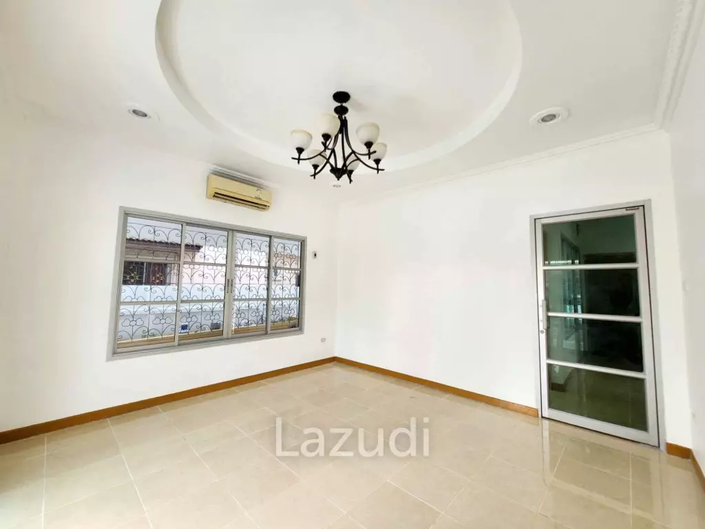4 Bedrooms 3 Bathrooms 256 SQ.M Baan Sirisa 9