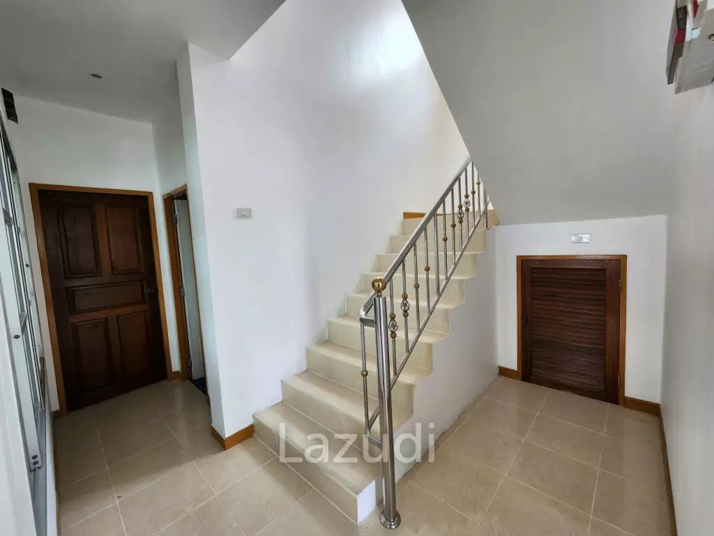 4 Bedrooms 3 Bathrooms 256 SQ.M Baan Sirisa 9