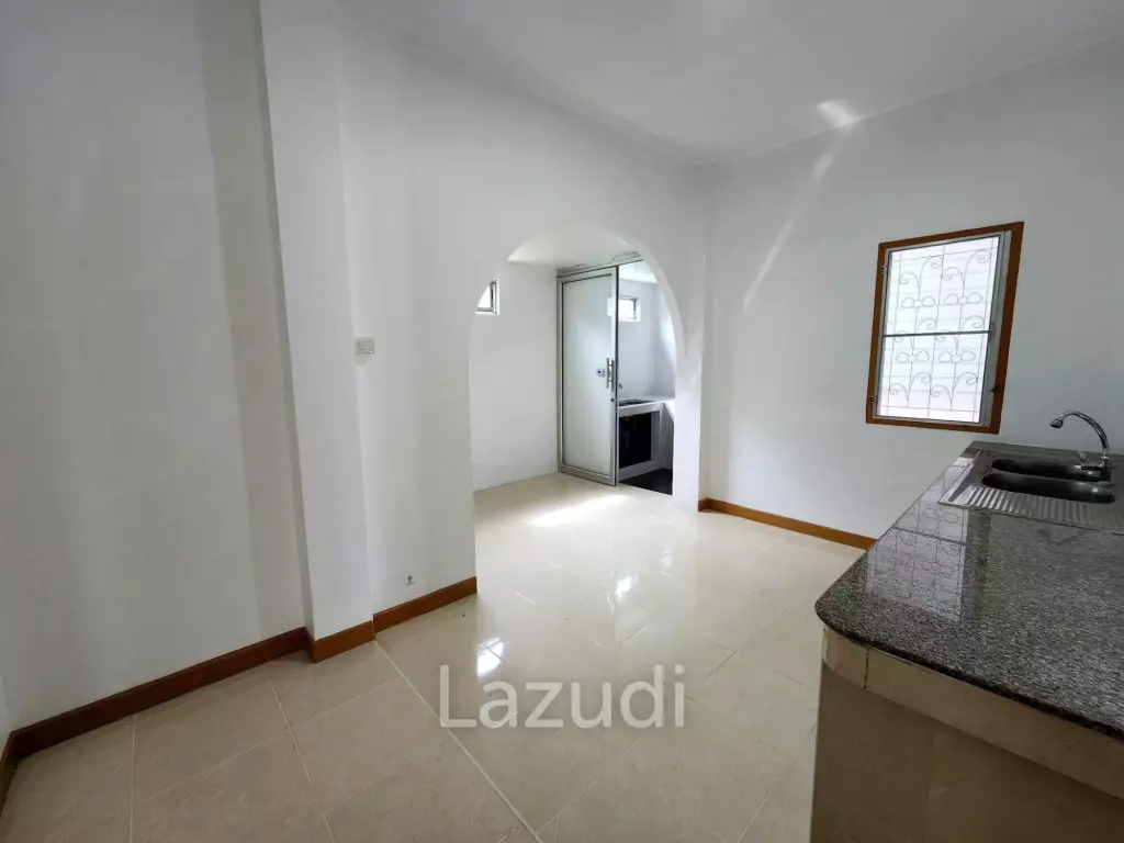 4 Bedrooms 3 Bathrooms 256 SQ.M Baan Sirisa 9