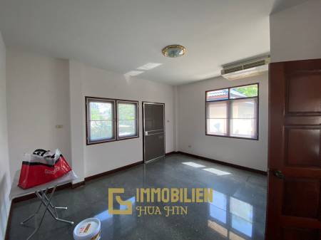 Große 4 Schlafzimmer Pool Villa auf einem 1,2 Rai großen Grundstück in Hin Lek Fai