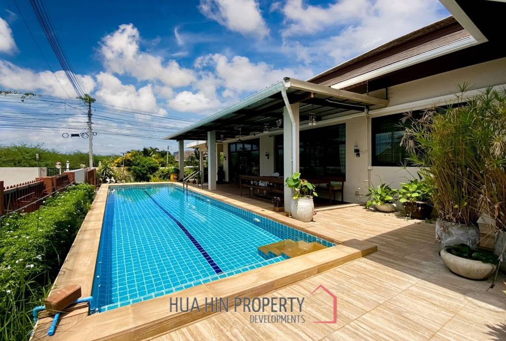 Hua Hin Hill Village 2 : 3 BR Pool Villa Soi 102