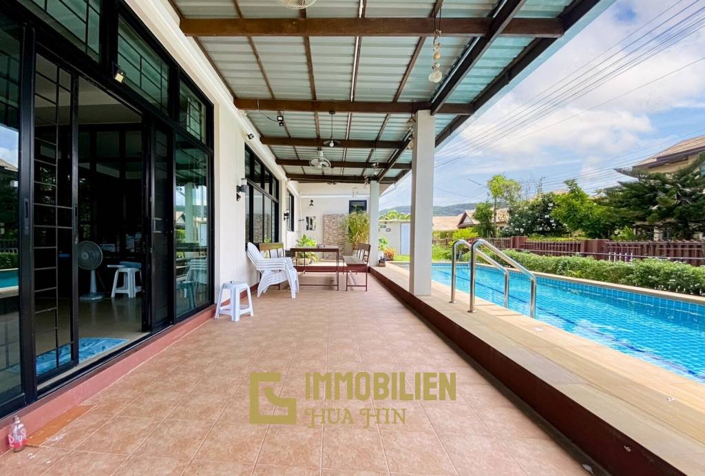 Hua Hin Hill Village 2 : 3 BR Pool Villa Soi 102