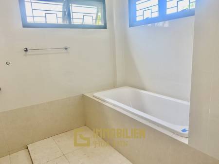 Hua Hin Hill Village 2 : 3 BR Pool Villa Soi 102