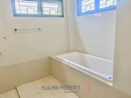 Hua Hin Hill Village 2 : 3 BR Pool Villa Soi 102