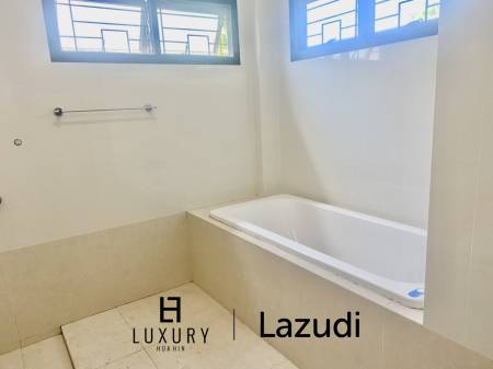 644 metro cuadrado 3 ` 5 Baño Villa de Venta