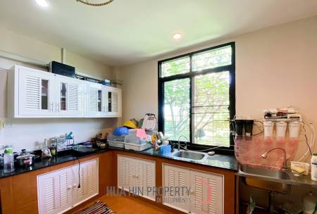 Hua Hin Hill Village 2 : 3 BR Pool Villa Soi 102