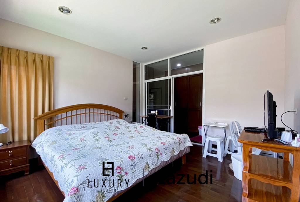 644 metro cuadrado 3 ` 5 Baño Villa de Venta