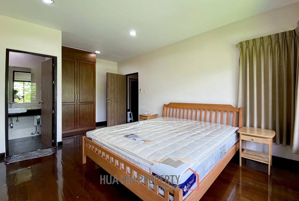 Hua Hin Hill Village 2 : 3 BR Pool Villa Soi 102