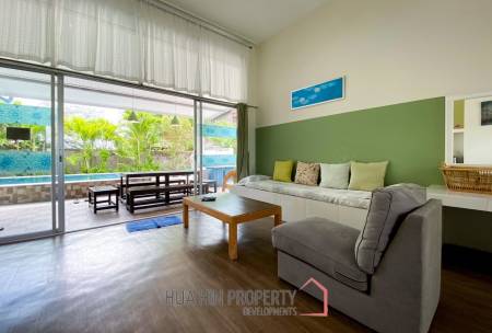 Beachside: 4 BR, 2 Pool Villa + House, Pran Buri