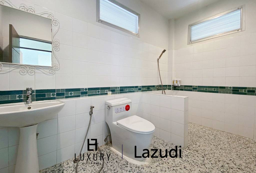 1,672 qm 4 Bett 4 Bad Villa Für Verkauf