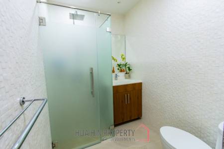 Luxurious 3-Bed Villa with Pool in Hua Hin