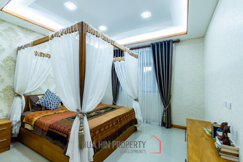 Luxurious 3-Bed Villa with Pool in Hua Hin