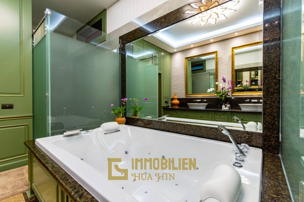 Luxurious 3-Bed Villa with Pool in Hua Hin