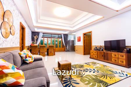 Luxurious 3-Bed Villa with Pool in Hua Hin
