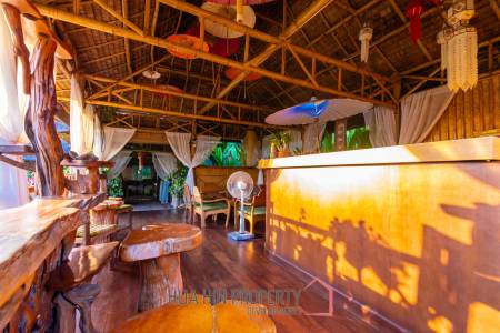 Luxurious 3-Bed Villa with Pool in Hua Hin