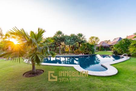 Luxurious 3-Bed Villa with Pool in Hua Hin