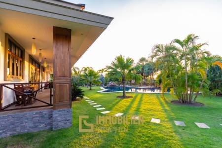 Luxurious 3-Bed Villa with Pool in Hua Hin