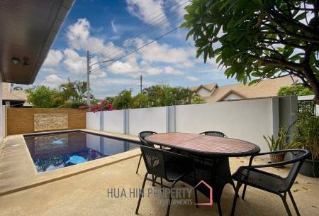 Great Value 4 Bed Pool Villa Near Town