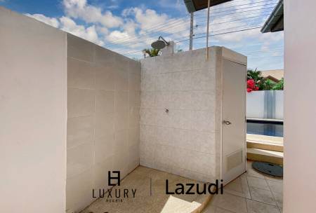 Preiswerte 4 Schlafzimmer Pool Villa in Stadtnähe