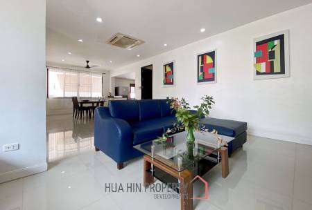 Great Value 4 Bed Pool Villa Near Town